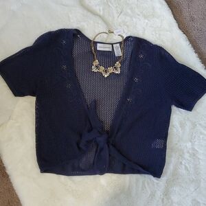 ALFRED DUNNER NAVY TIE FRONT CROP